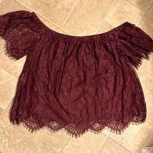 Nwot American Eagle lace burgundy crop top